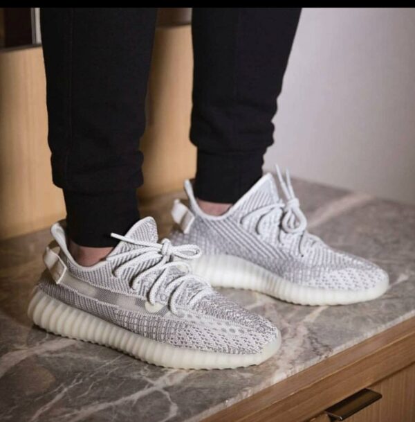 ADIDAS YEEZY BOOST 350