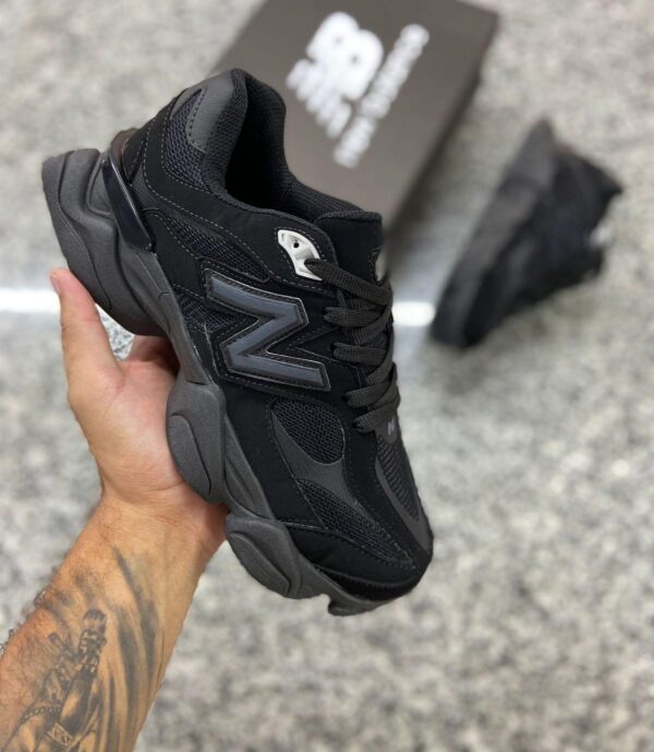 NEW BALANCE 9060