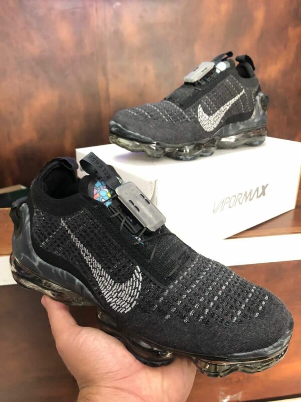 NIKE AIR VAPORMAX 2020 FLYKNIT