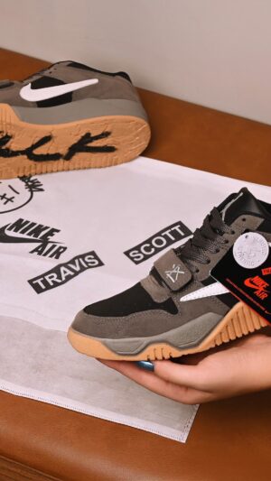 NIKE TRAVIS SCOTT X JORDAN JUMPMAN JACK