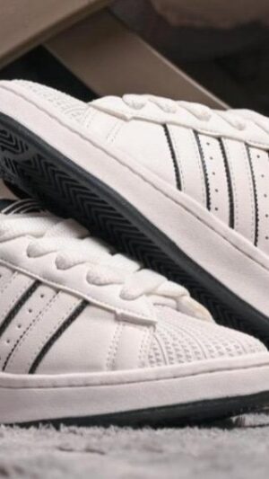 Imagen de WhatsApp 2025-08-21 a las 18.14.49_b1fad1ce ADIDAS SUPERSTAR