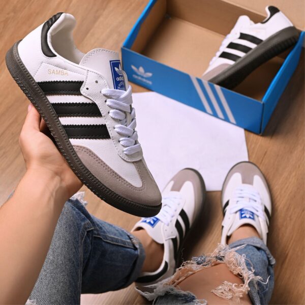 ADIDAS SAMBA