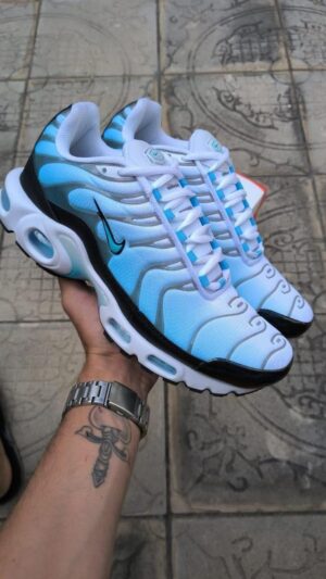 NIKE AIR MAX TN