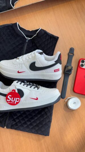 NIKE AIR FORCE 1 X SUPREME