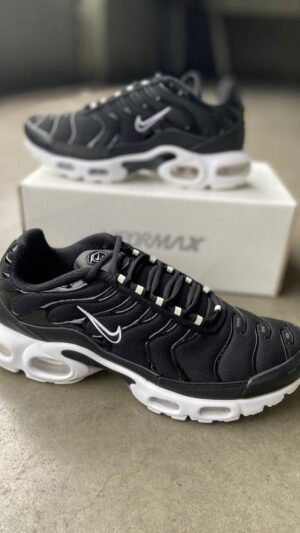NIKE AIR MAX TN