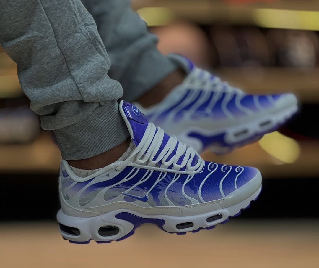 NIKE AIR MAX TN