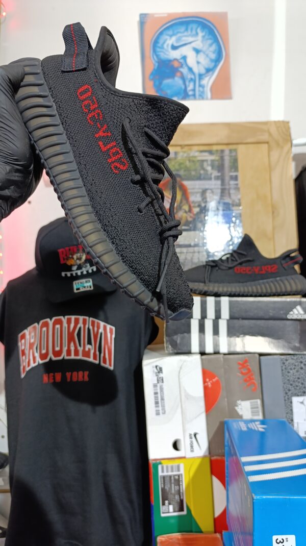 ADIDAS YEEZY BOOST 350