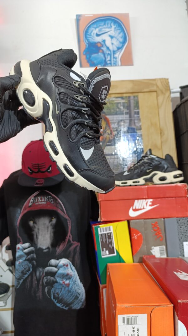 NIKE AIR MAX TERRASCAPE PLUS