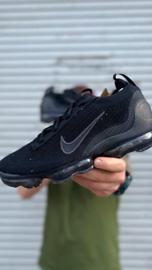 NIKE VAPOR MAX 2.0