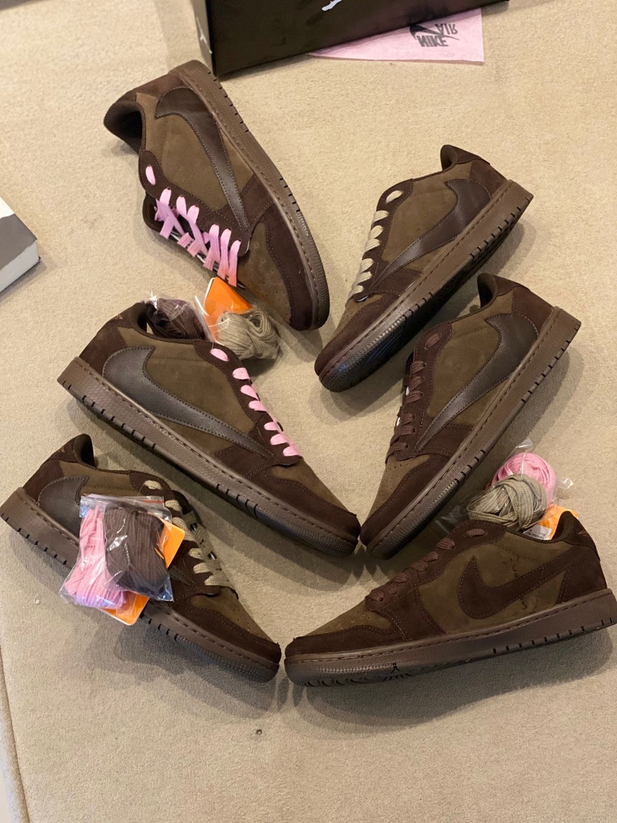 NIKE SB TRAVIS SCOTT X AIR JORDAN