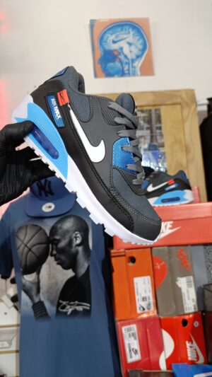 NIKE AIR MAX 90