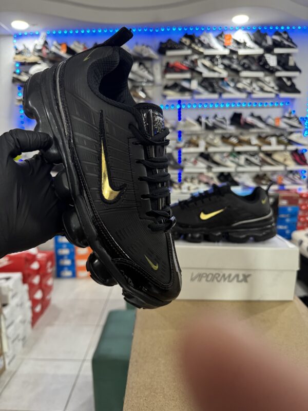 NIKE VAPOR MAX 360