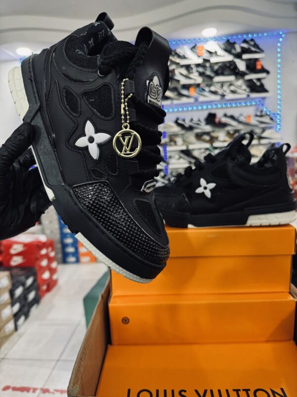 LOUIS VUITTON SKATE