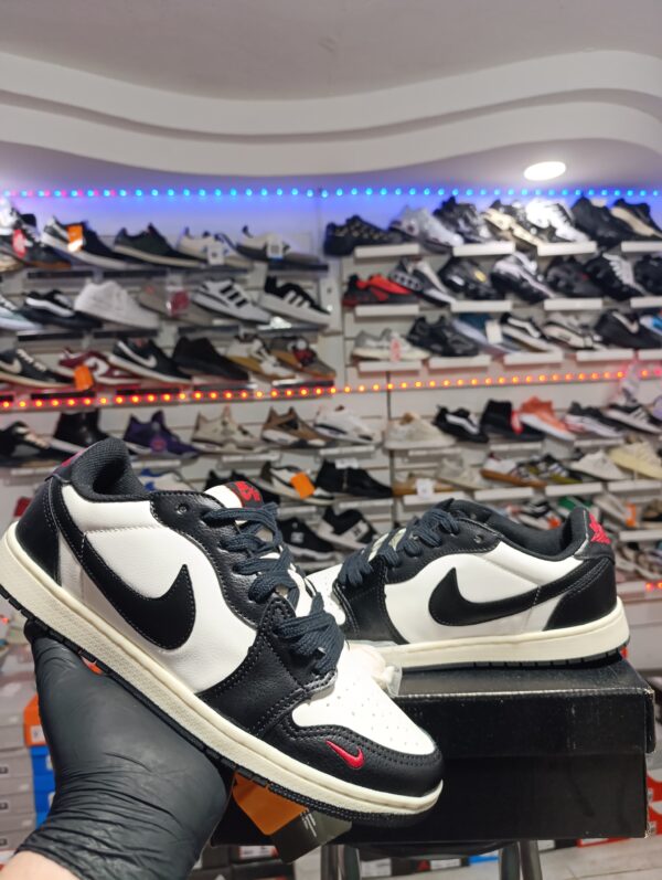 NIKE SB LOW NIGEL SYLVESTER X AIR JORDAN