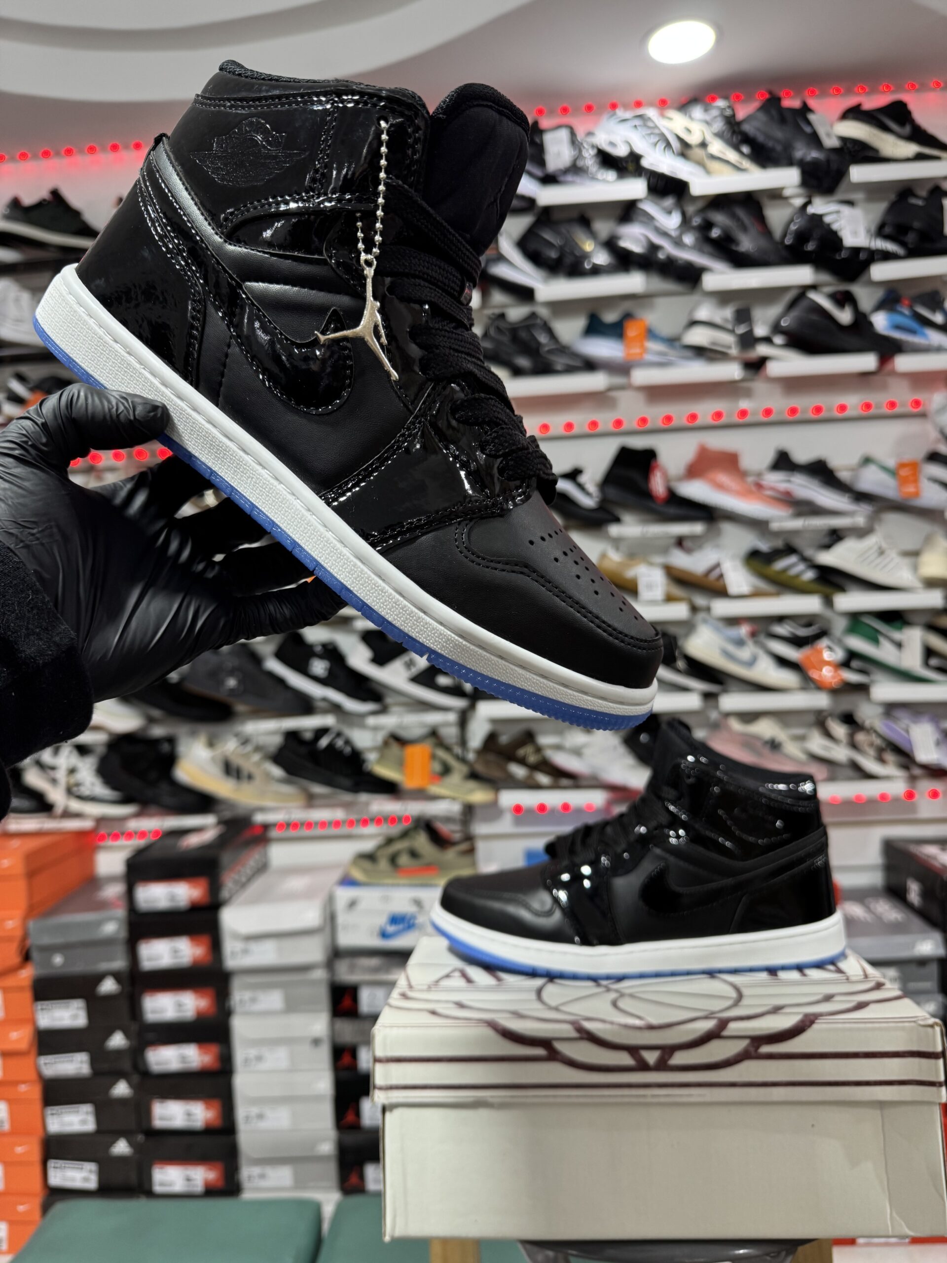 NIKE AIR JORDAN 1 SPACE JAM