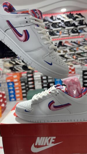 NIKE SB DUNK LOW PARRA