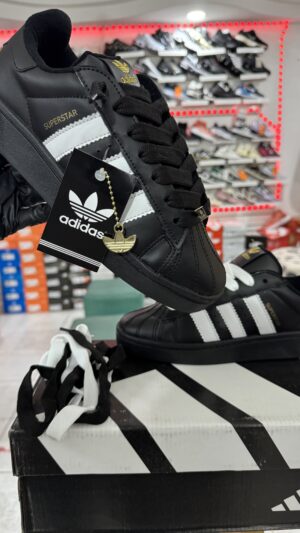 ADIDAS SUPERSTAR