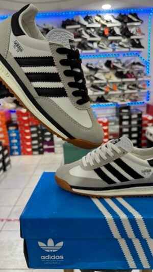 ADIDAS SL 72