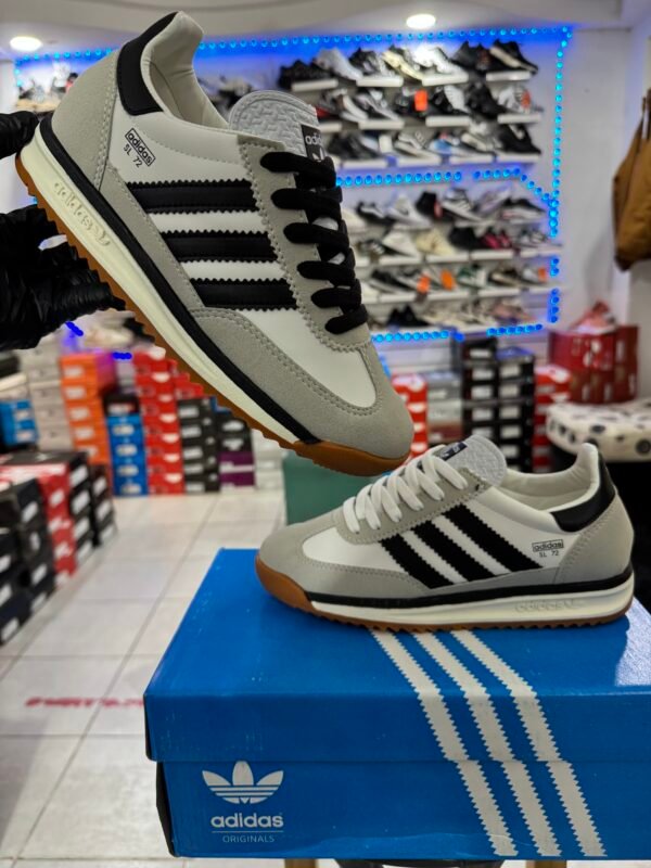 ADIDAS SL 72