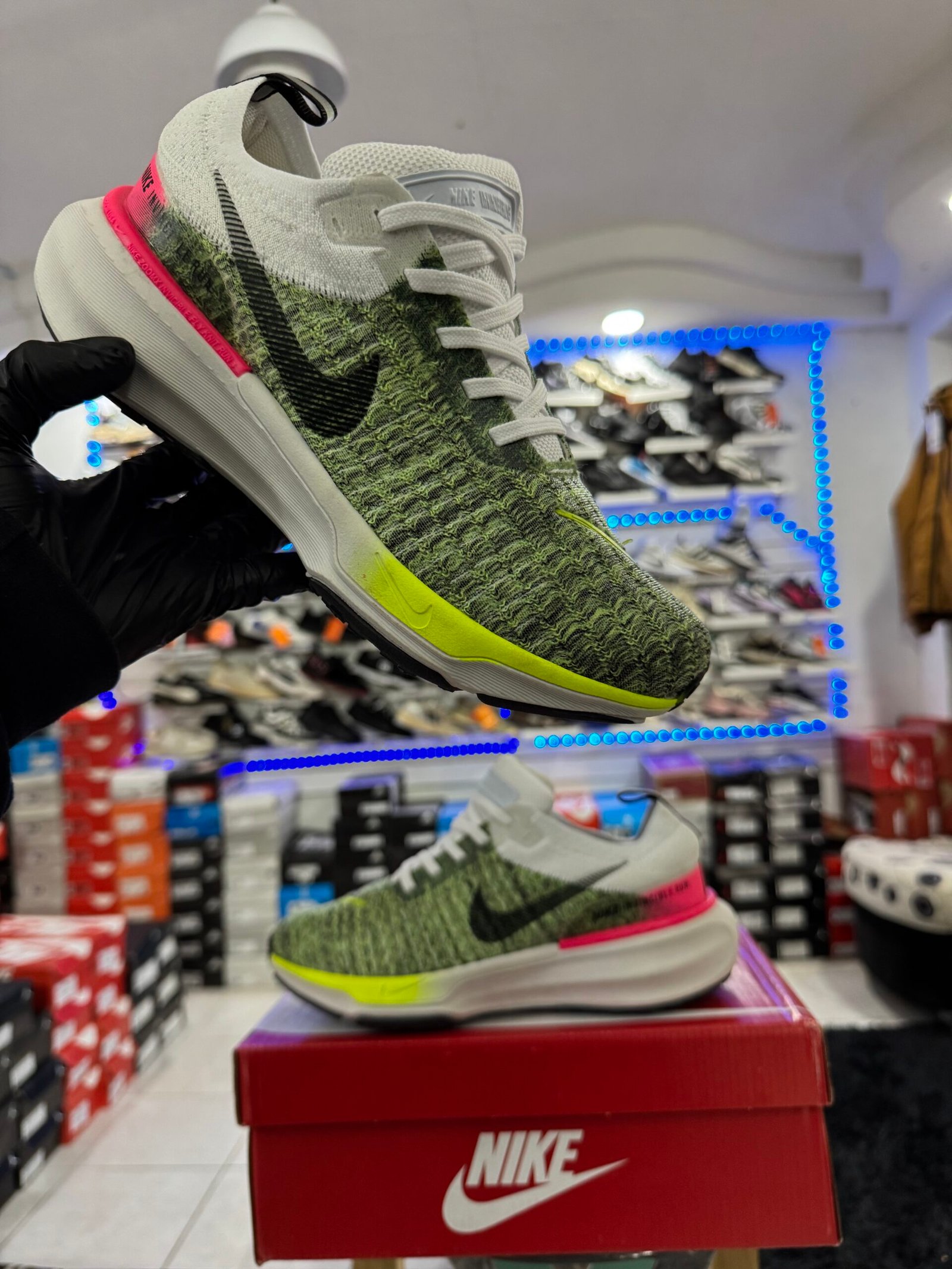 NIKE AIR MAX ZOOM