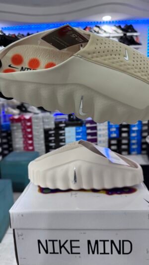 NIKE MIND