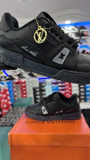 IMG_3371 LOUIS VUITTON TRAINER