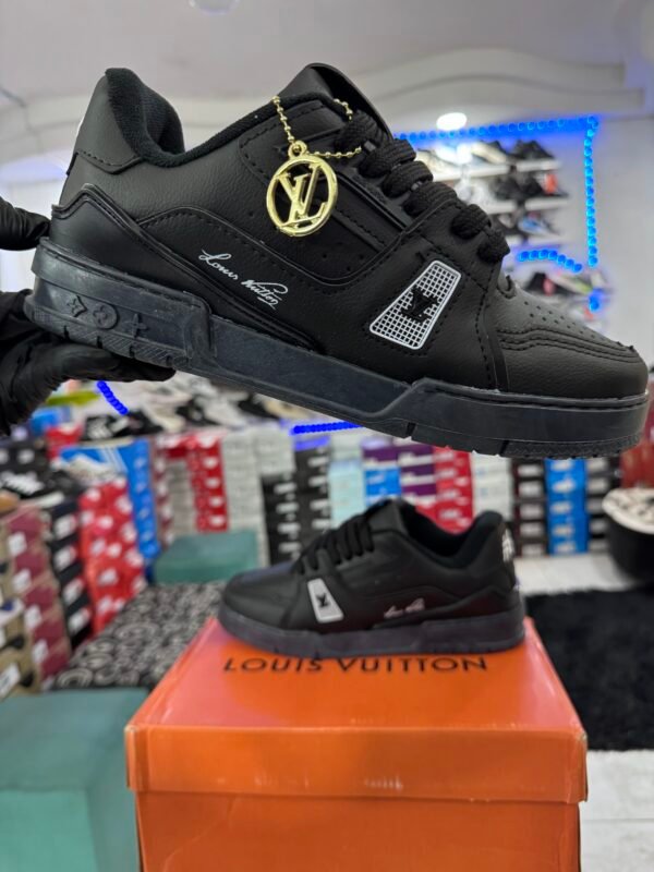 LOUIS VUITTON TRAINER