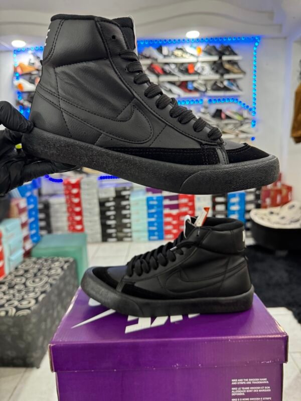 NIKE BLAZER 77