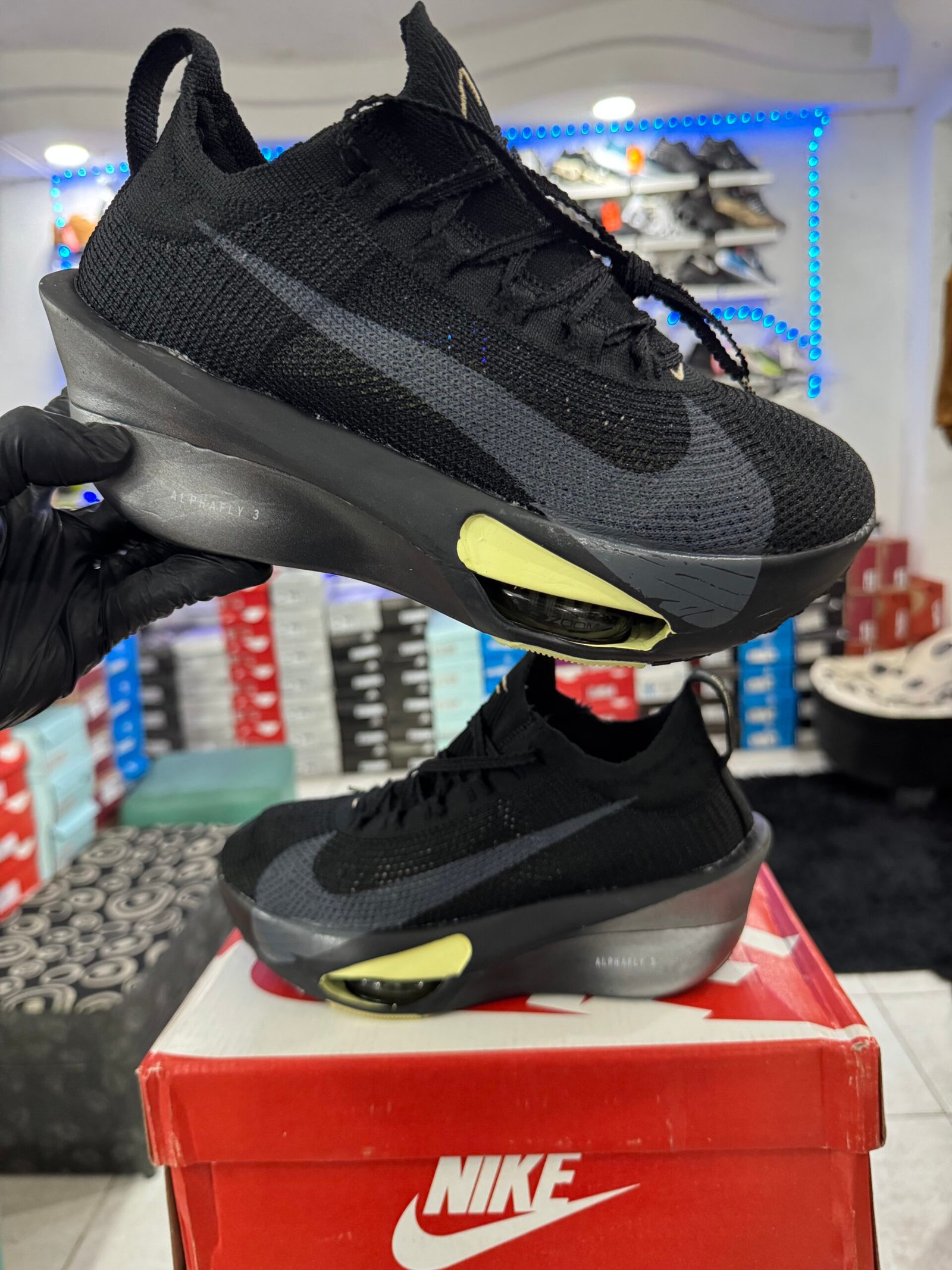 NIKE AIR ZOOM APHAFLY 3