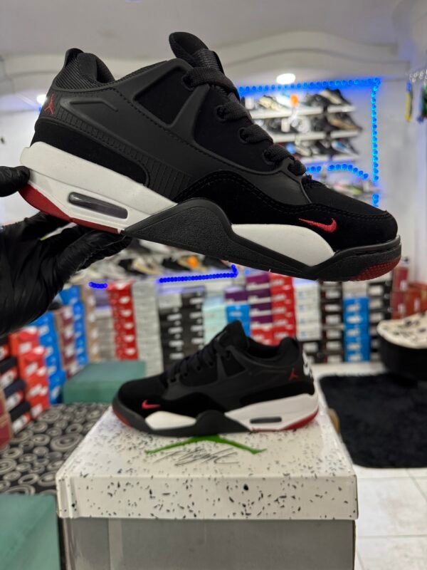 NIKE AIR JORDAN RM 4